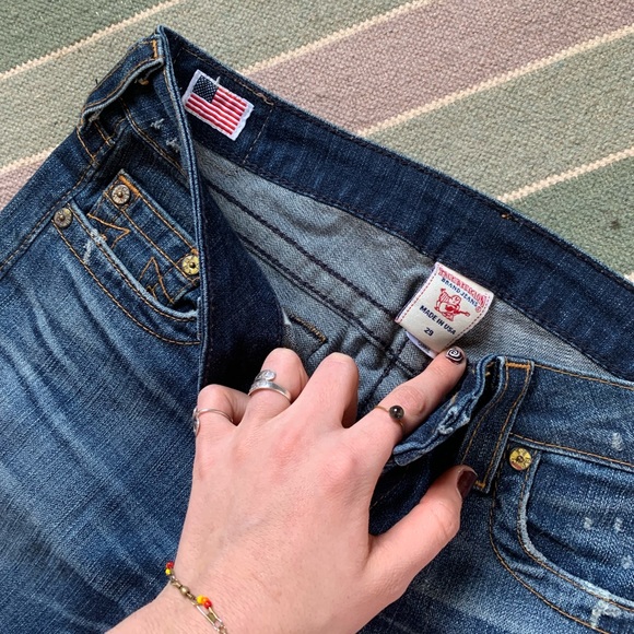 COPY - True religion low waisted bellbottom jeans - Picture 4 of 5